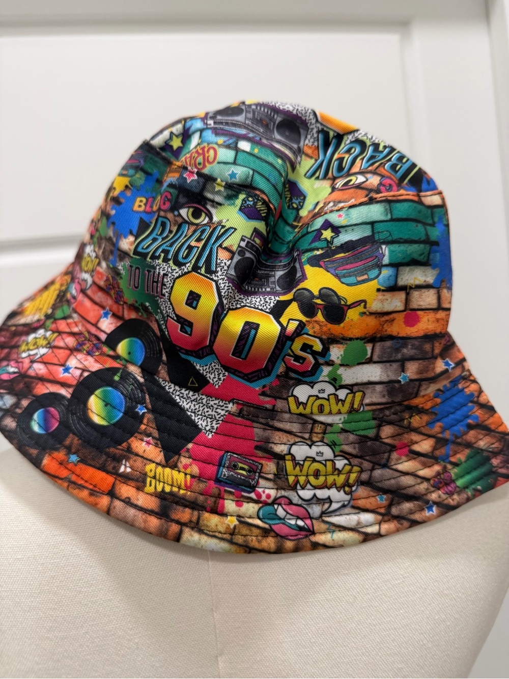Back to 90s Graphic Multicolor Bucket Hat - Picture 2 of 4
